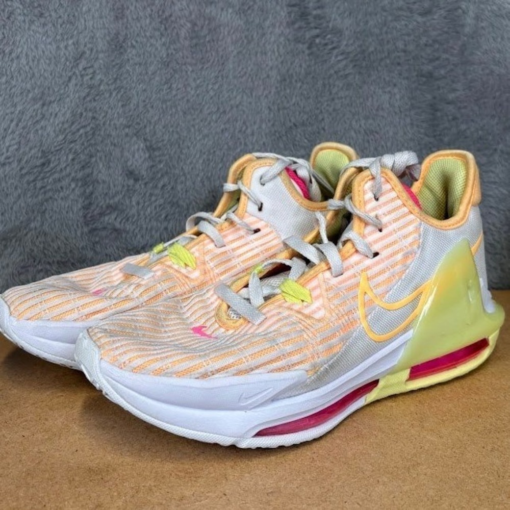 Nike LeBron Witness‎ 6 Basketball Shoes White Melon Tint CZ4052-101 Mens 8.5